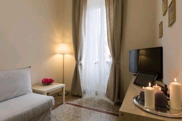 Emi House Re Di Roma , Intero Appartamento - 80 Mq * Roma